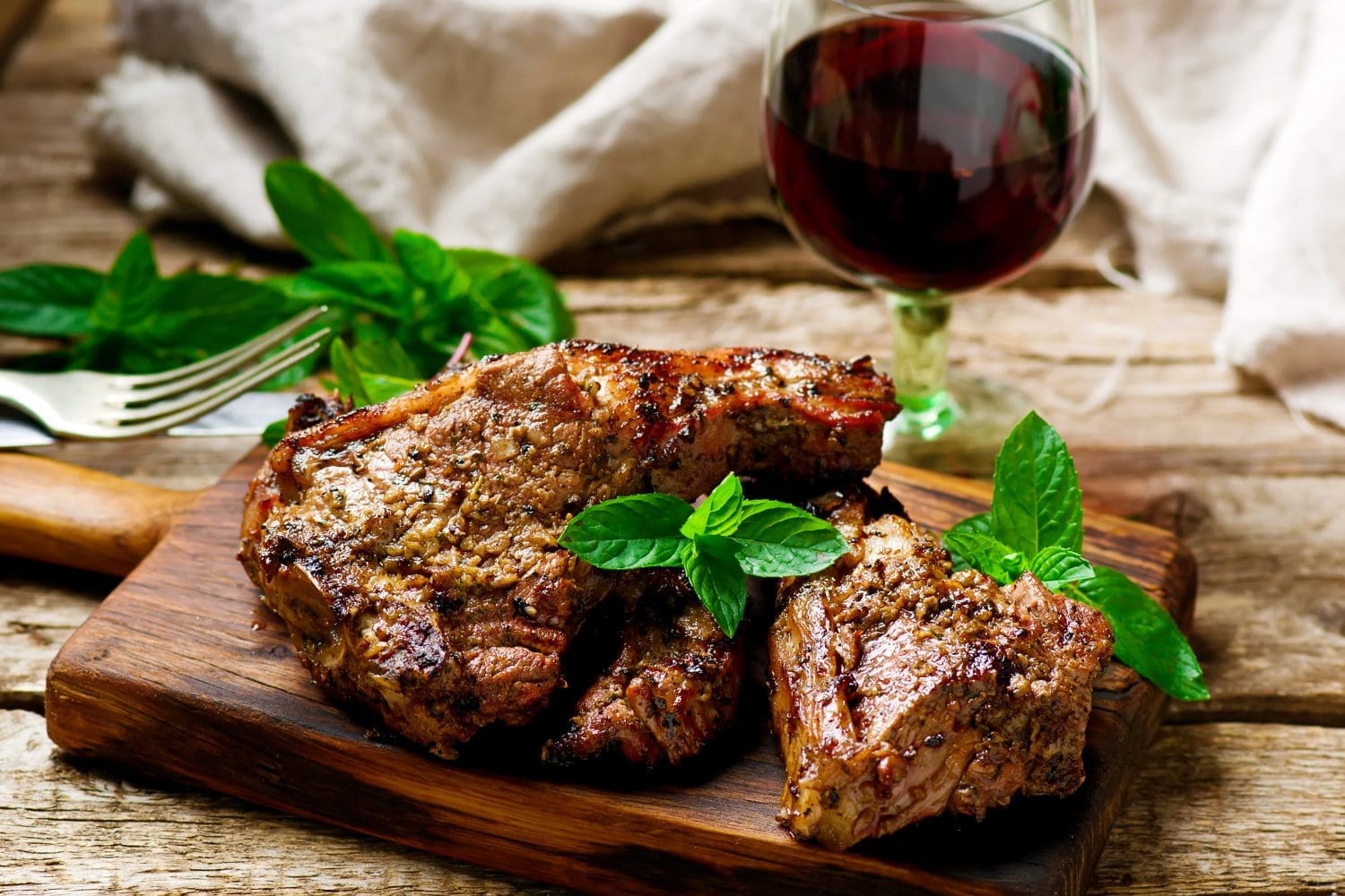 Côtelettes d'agneau aux herbes