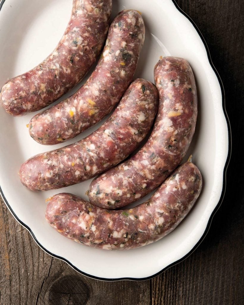 Saucisses de chevreuil à l'ail et au basilic